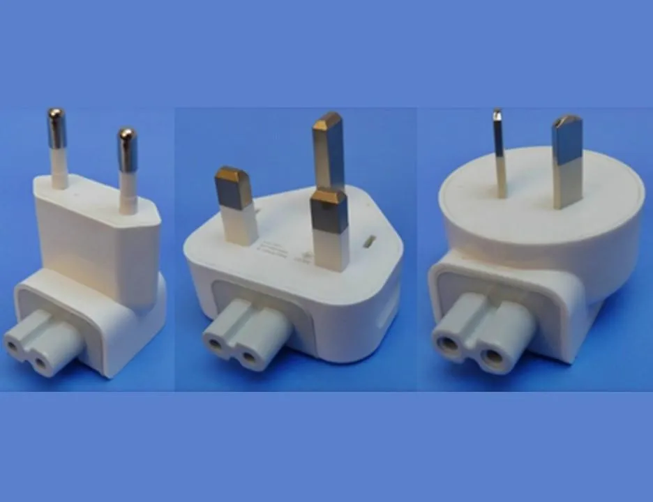 4-USB Charger With Worldwide Adaptors