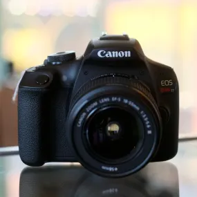 Canon EOS Rebel T7