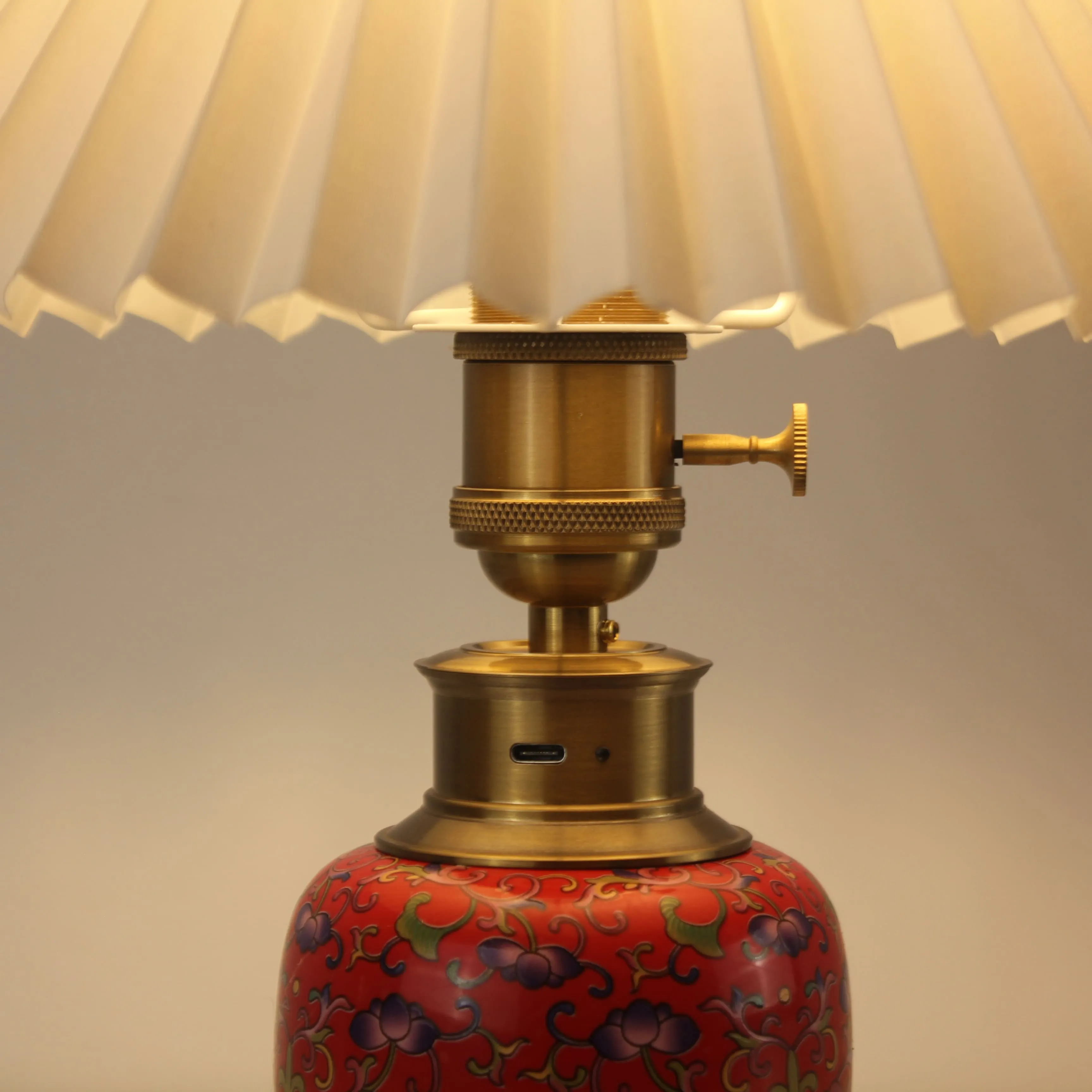 Ceramic Enamel Craft Battery Powered Table Lamp