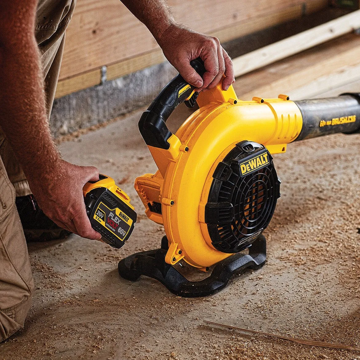 DeWALT DCBL770X1 60V MAX FLEXVOLT 9.0Ah 175-Mph Brushless Li-Ion Handheld Blower