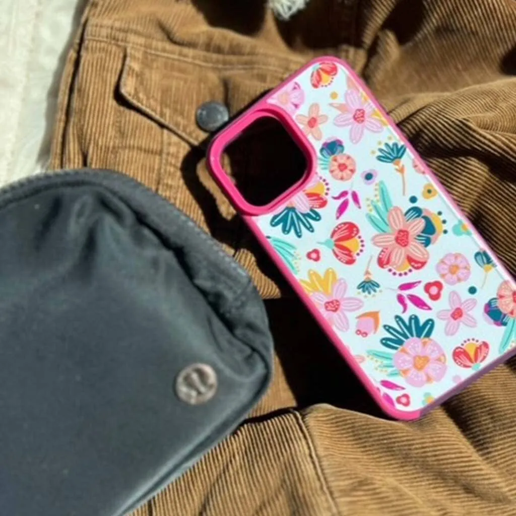 MagSafe iPhone 13 Pro Spring Flower Case